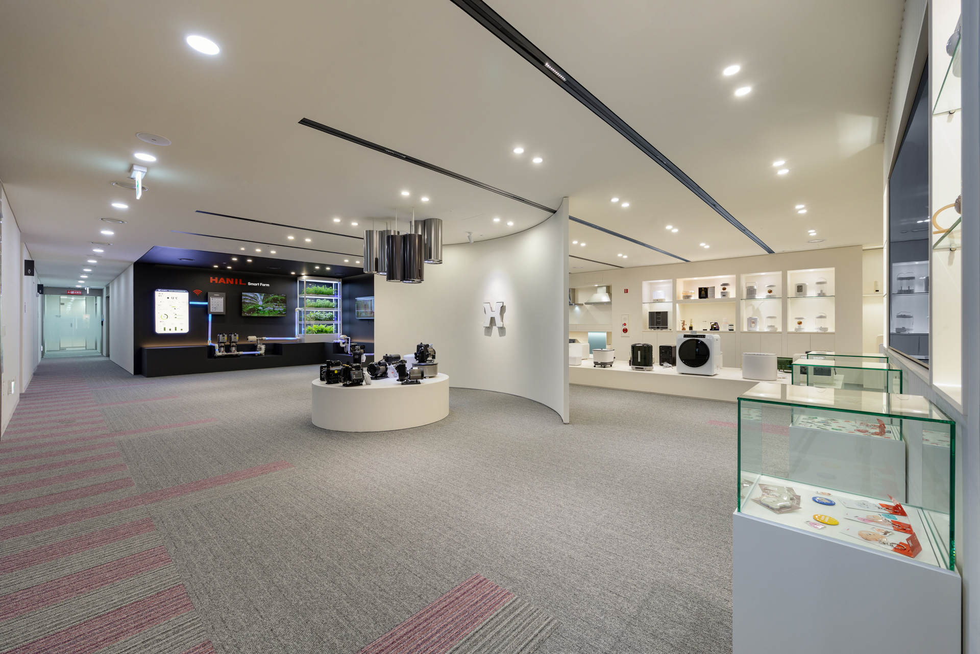 시드나인 SIDnine 시공 한일전기 스마트 오피스 전시 공간, 가전 제품과 기술을 소개하는 브랜드 쇼룸